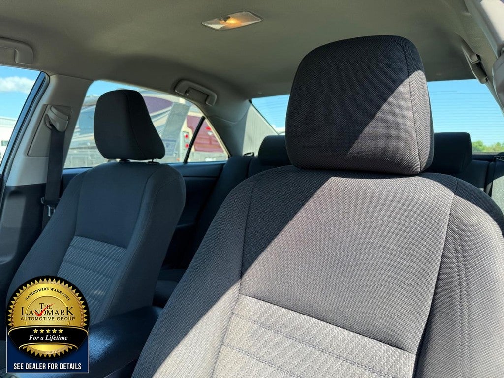 2015 Toyota Camry 4dr Sdn I4 Auto LE (Natl)
