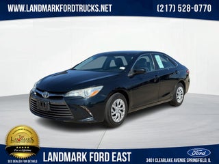 2015 Toyota Camry 4dr Sdn I4 Auto LE (Natl)