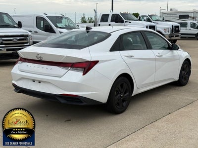 2023 Hyundai Elantra SEL IVT