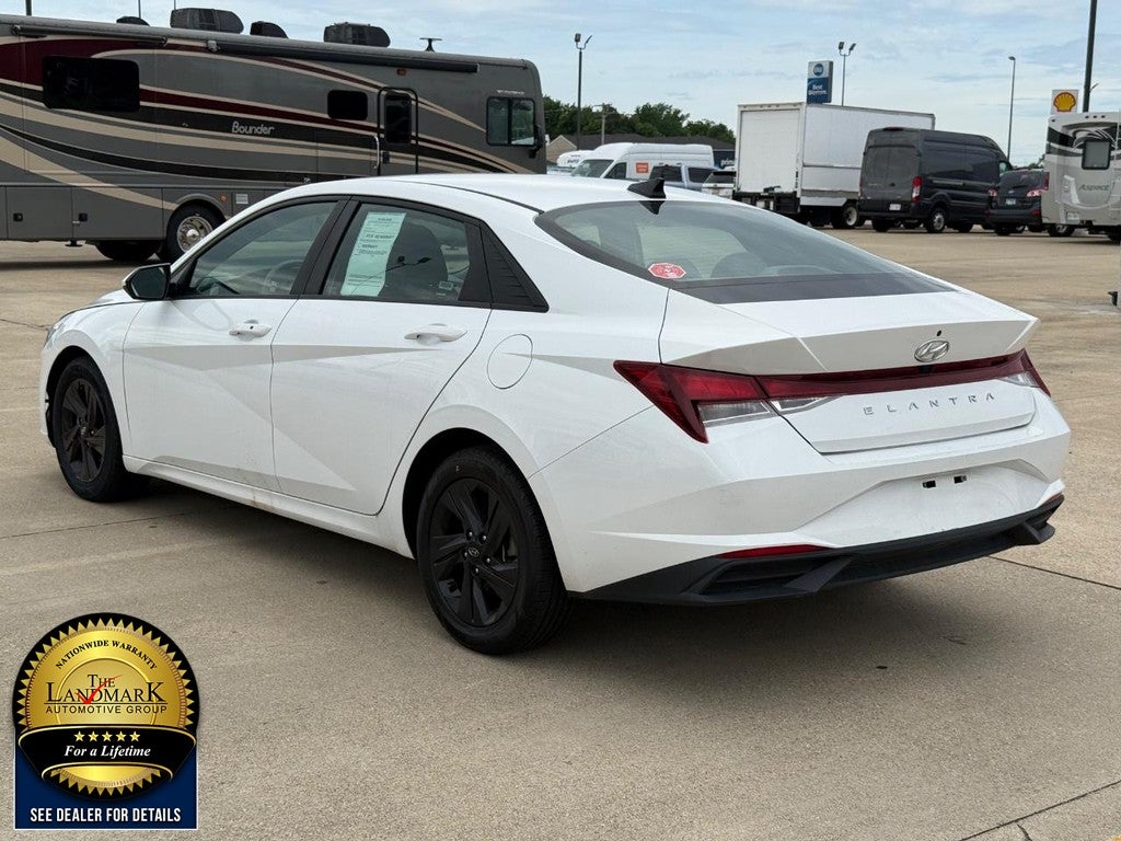2023 Hyundai Elantra SEL IVT