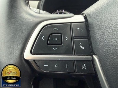 2022 Toyota Highlander LE AWD (Natl)