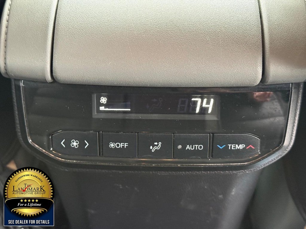 2022 Toyota Highlander LE AWD (Natl)