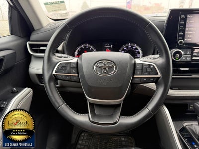 2022 Toyota Highlander LE AWD (Natl)