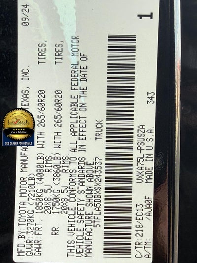 2025 Toyota Tundra 4WD SR5 CrewMax 5.5' Bed (Natl)