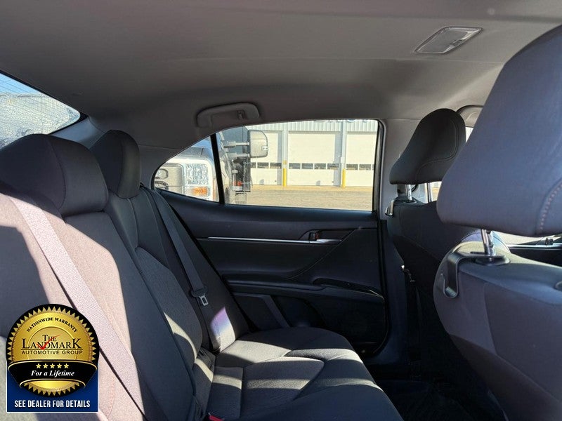 2018 Toyota Camry LE Auto (Natl)