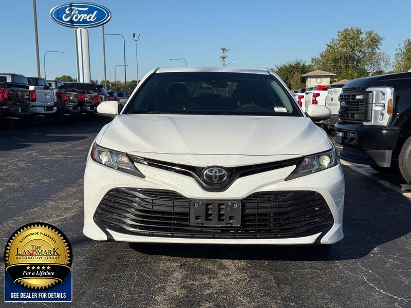 2018 Toyota Camry LE Auto (Natl)