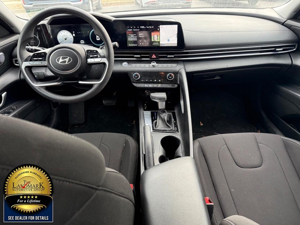 2024 Hyundai Elantra SEL IVT