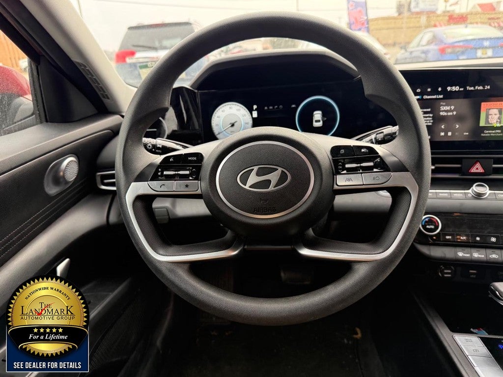 2024 Hyundai Elantra SEL IVT