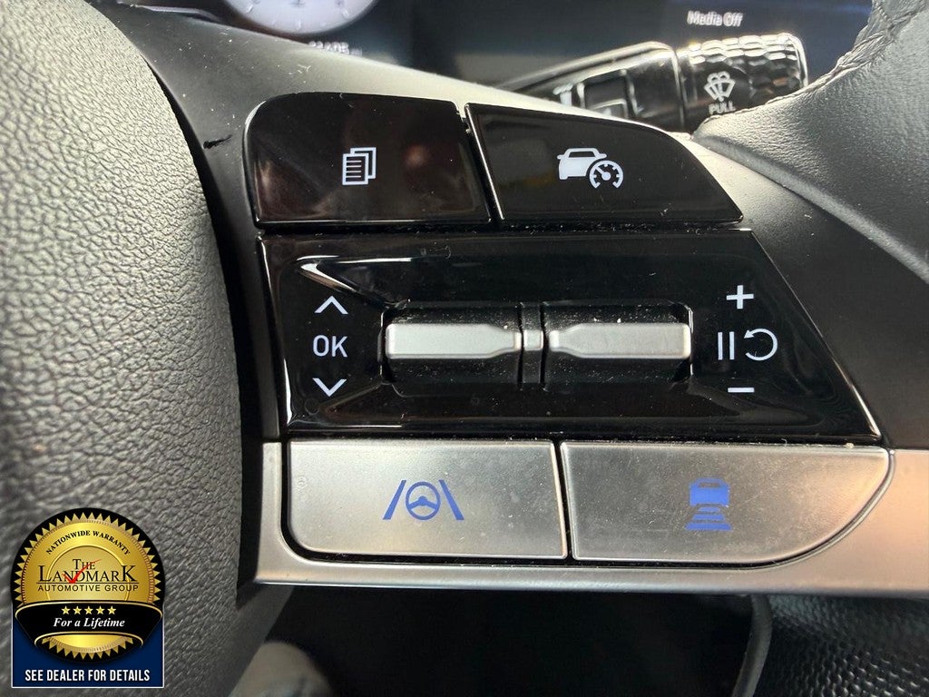 2025 Hyundai Elantra SEL Convenience IVT
