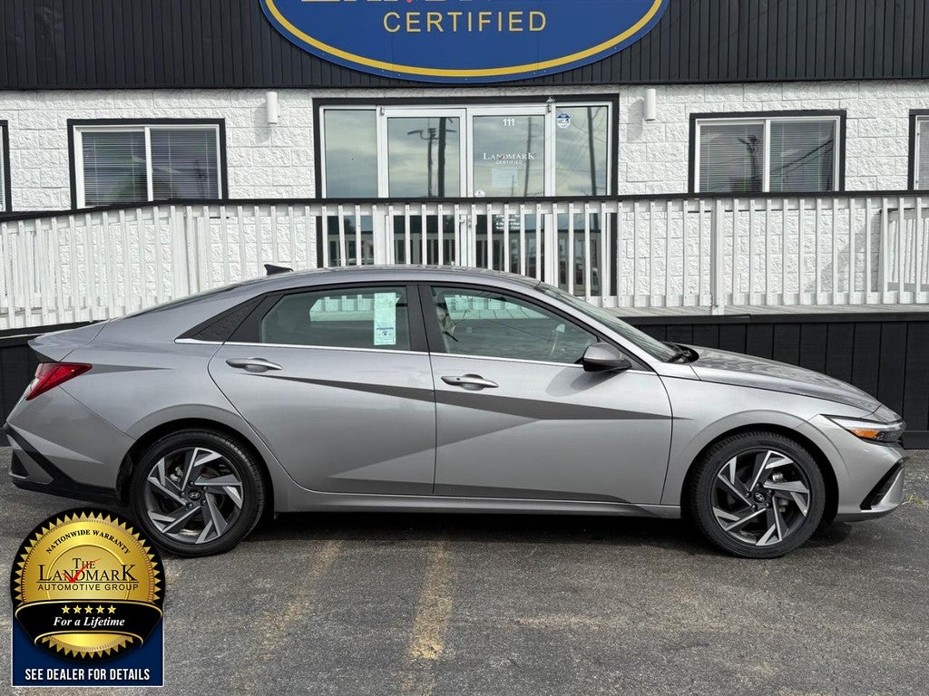 2025 Hyundai Elantra SEL Convenience IVT