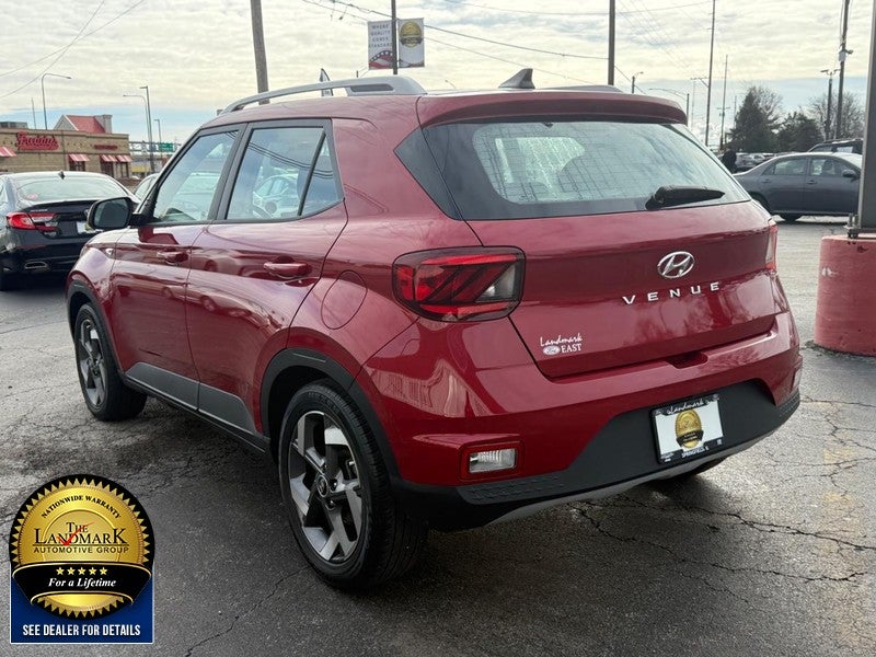 2022 Hyundai Venue SEL IVT