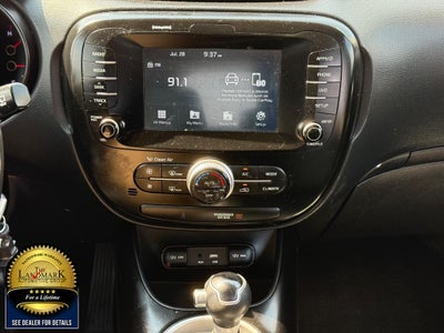 2018 Kia Soul + Auto
