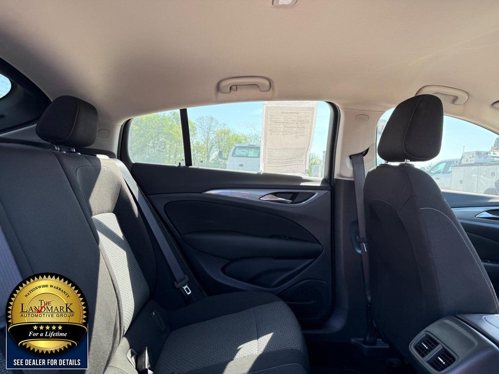 2018 Buick Regal Sportback 4dr Sdn Preferred FWD