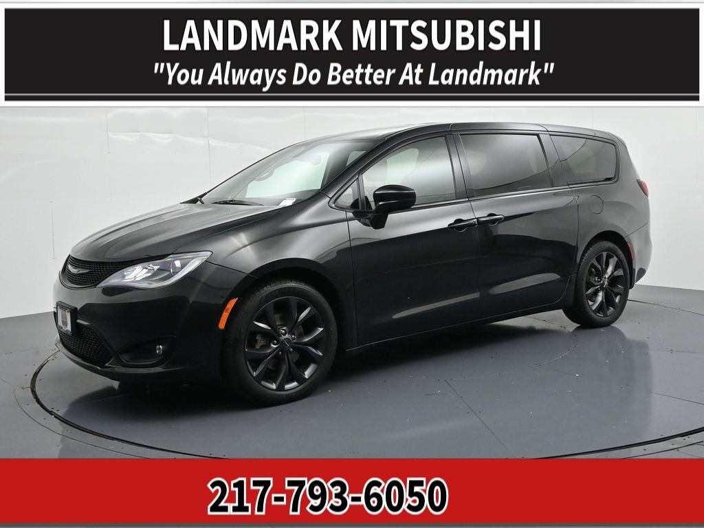 2018 Chrysler Pacifica Touring Plus FWD