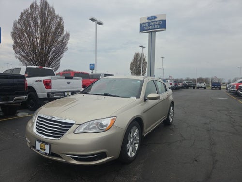 2013 Chrysler 200 4dr Sdn Touring