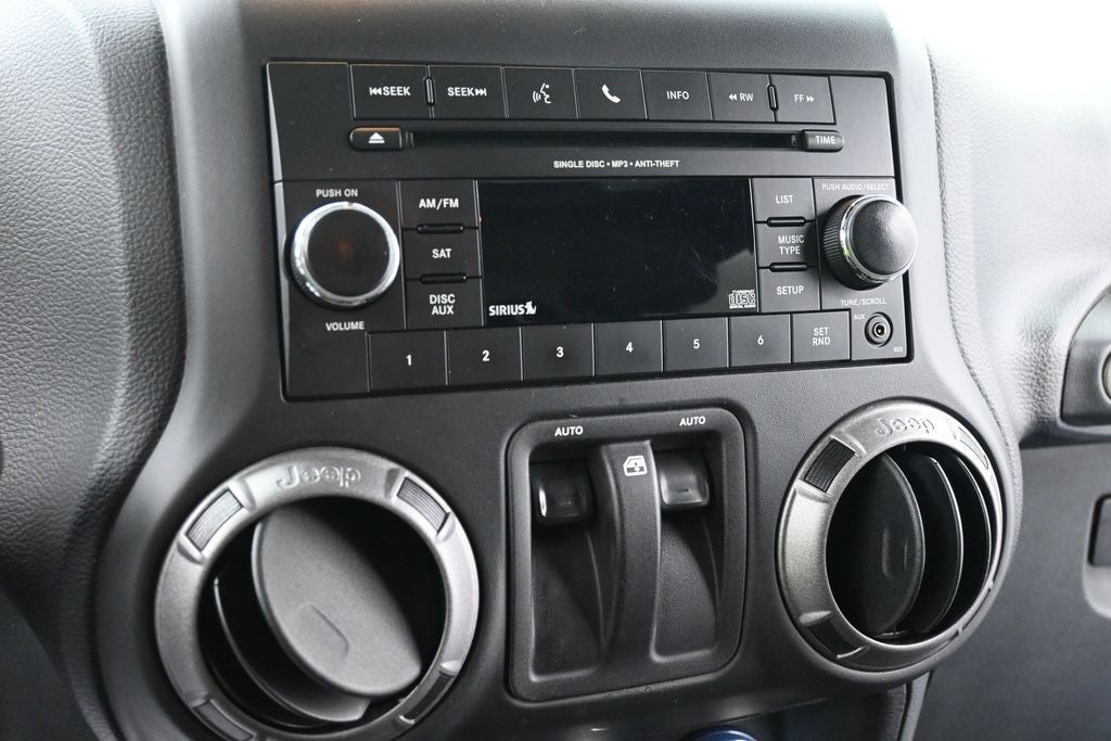 2016 Jeep Wrangler Sport