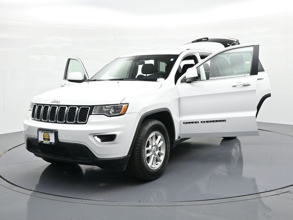 2020 Jeep Grand Cherokee Laredo