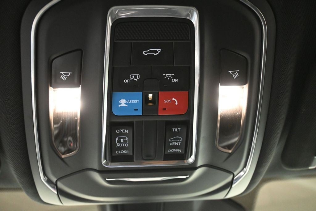 2023 Jeep Grand Cherokee L Altitude