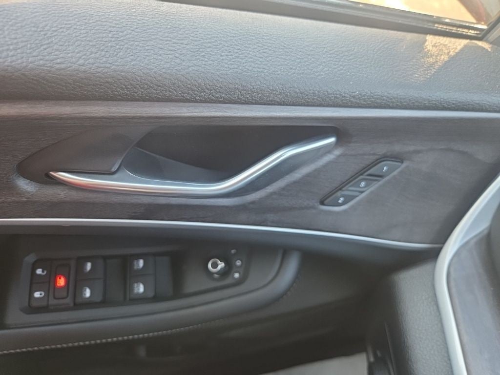 2025 Jeep Grand Cherokee L Limited 4x4