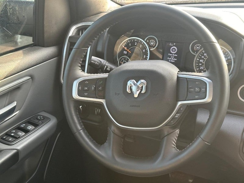 2022 RAM 1500 Big Horn 4x4 Crew Cab 5'7" Box