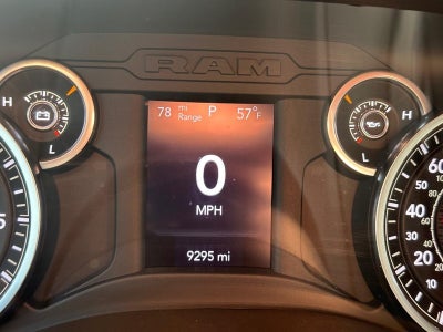 2022 RAM 1500 Big Horn 4x4 Crew Cab 5'7" Box