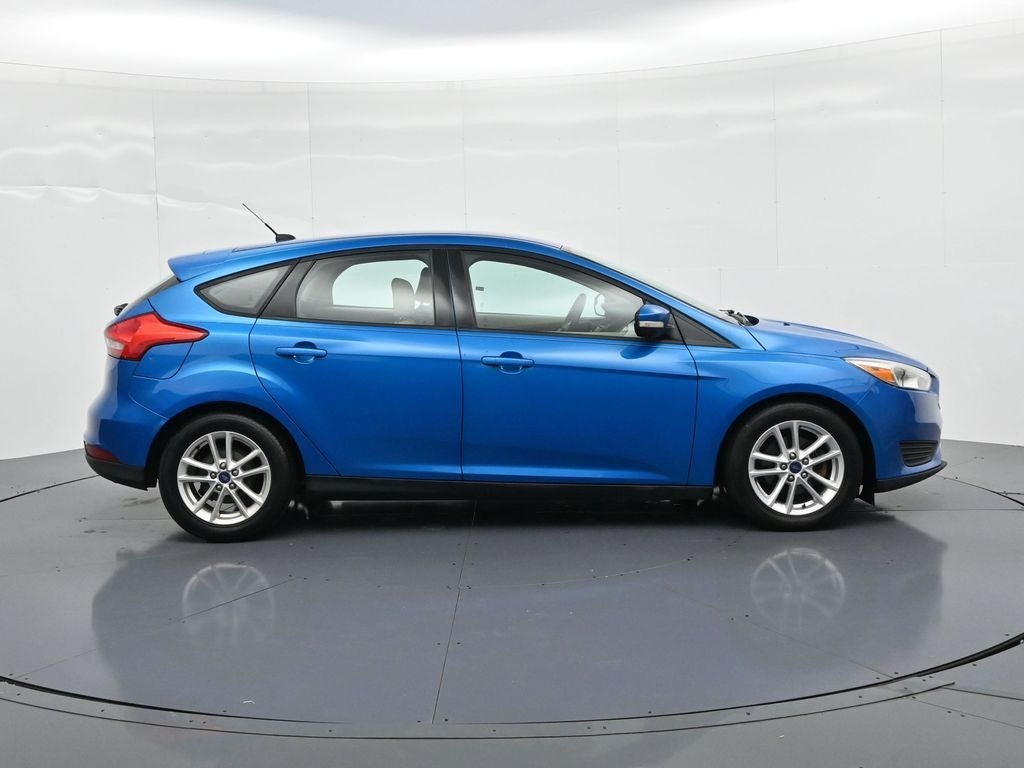 2015 Ford Focus Hatchback 5dr HB SE