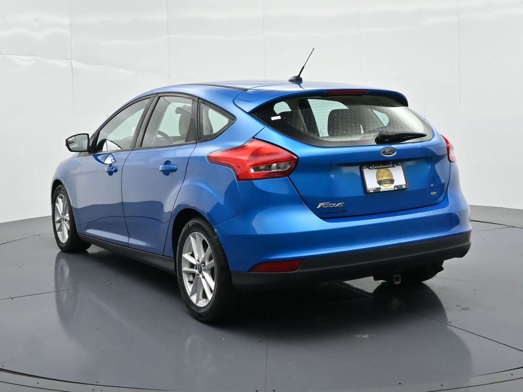2015 Ford Focus Hatchback 5dr HB SE