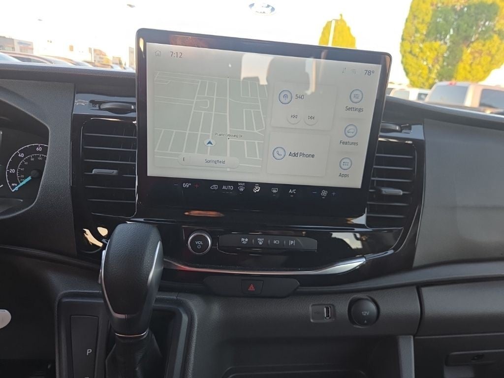 2023 Ford Transit Passenger Wagon XLT