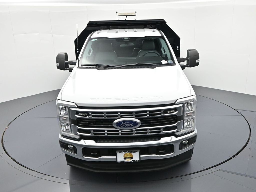 2024 Ford Super Duty F-350 DRW XL 145 WB