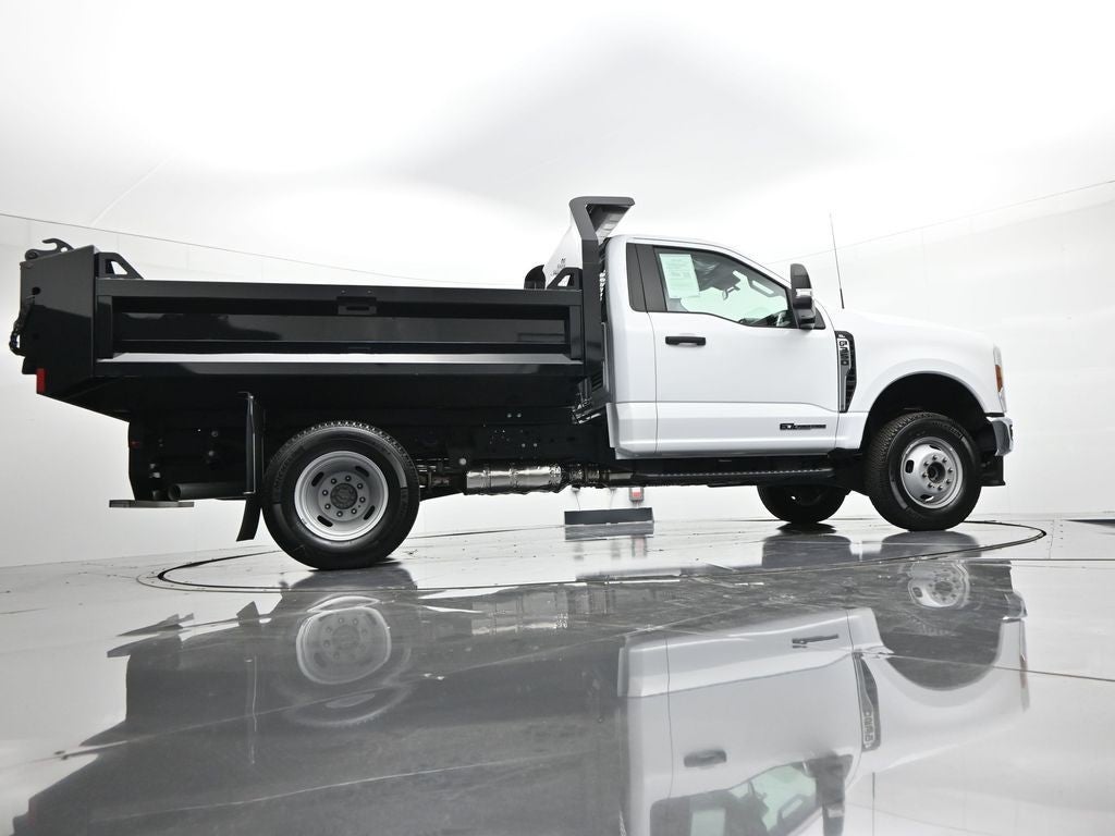 2024 Ford Super Duty F-350 DRW XL 145 WB