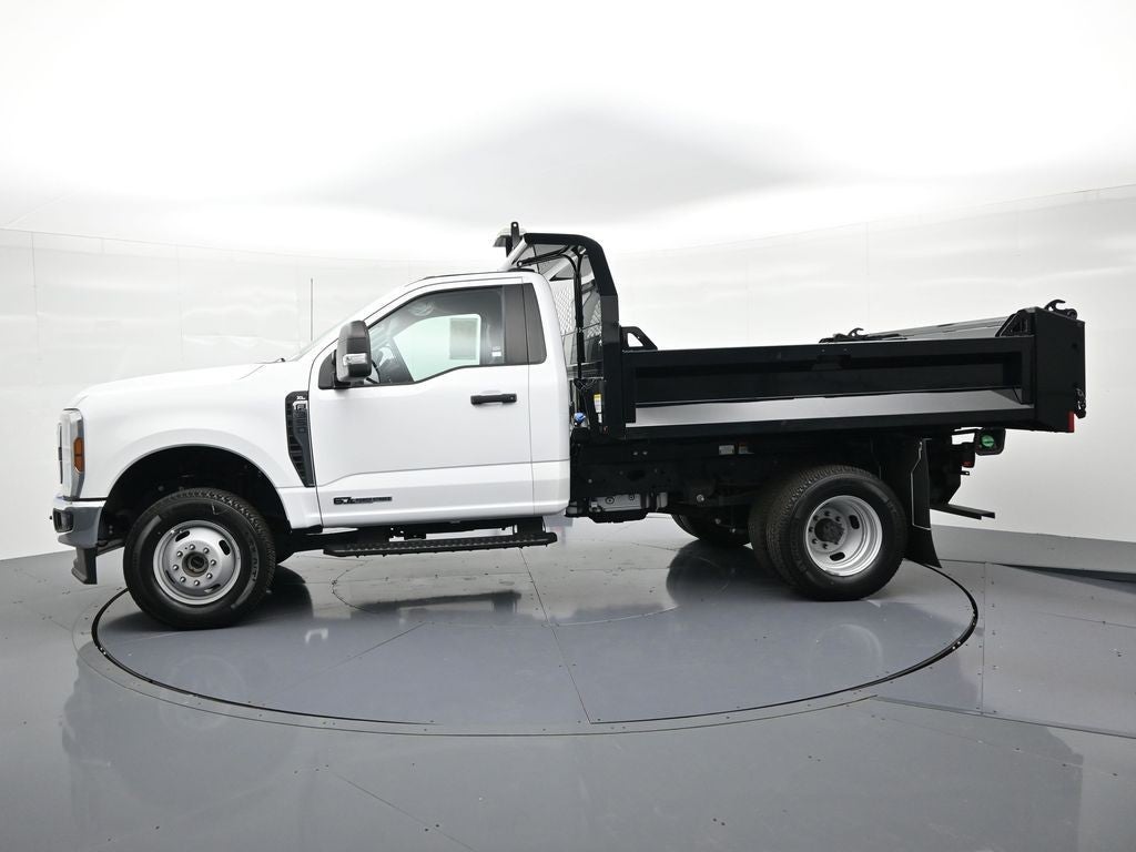 2024 Ford Super Duty F-350 DRW XL 145 WB