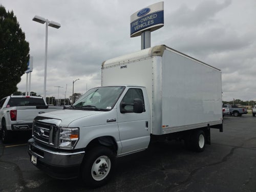 2024 Ford E-Series Cutaway E-450 DRW 158" WB