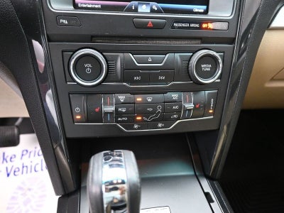 2016 Ford Explorer FWD 4dr XLT