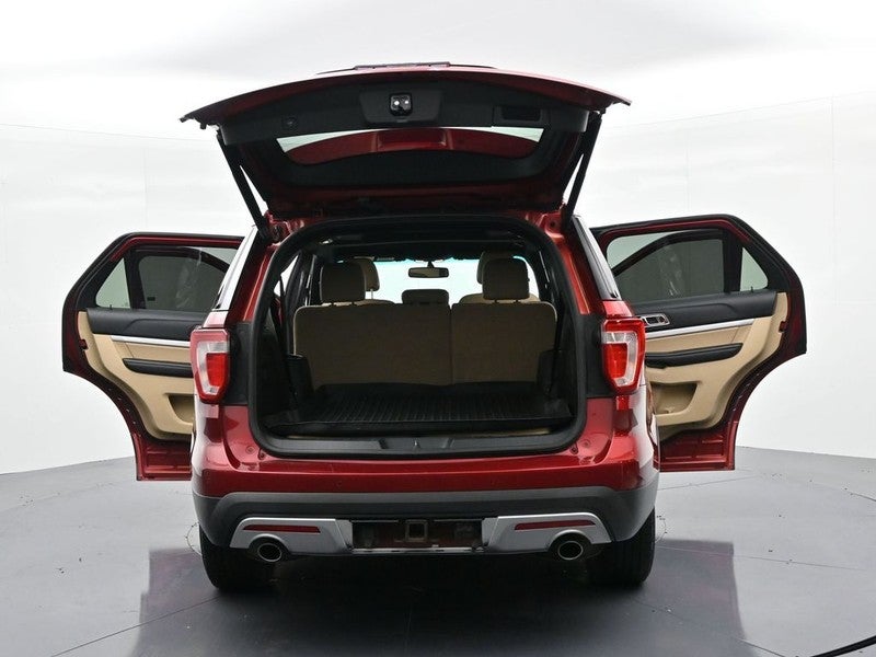 2016 Ford Explorer FWD 4dr XLT