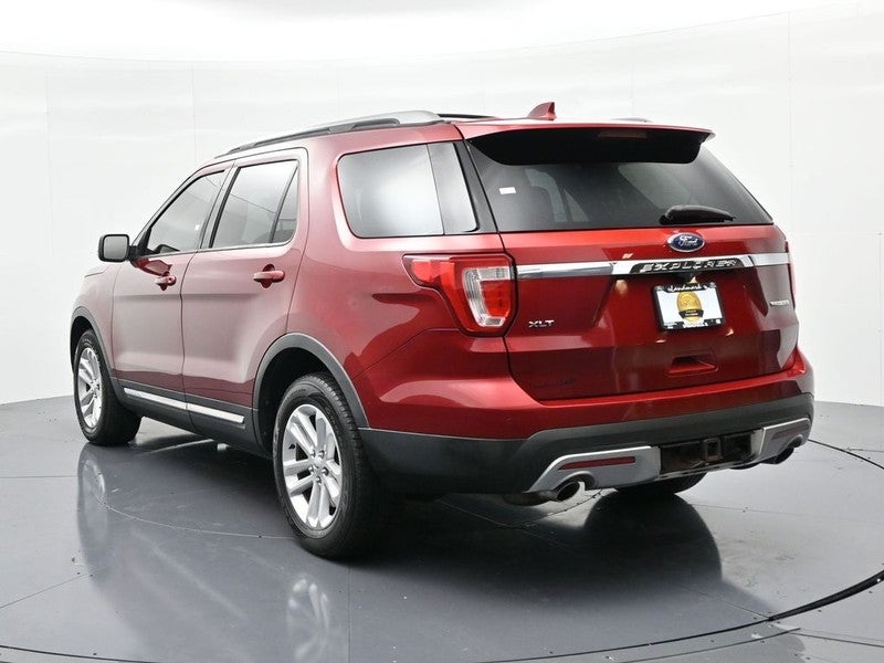 2016 Ford Explorer FWD 4dr XLT