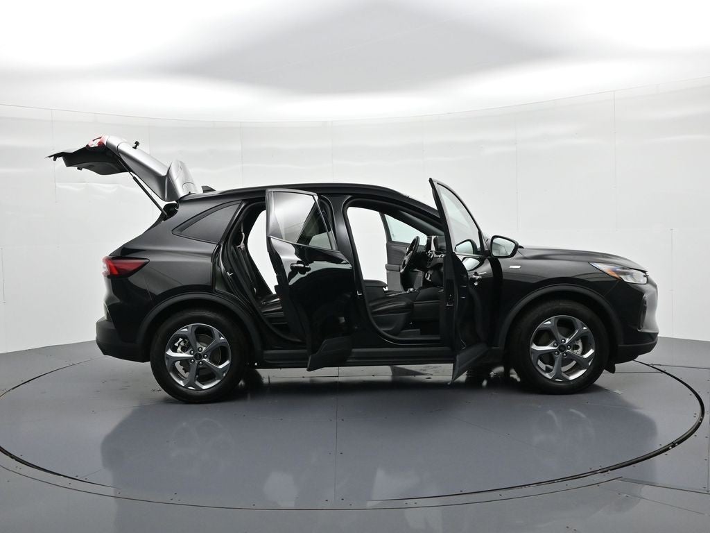 2025 Ford Escape ST-Line FWD