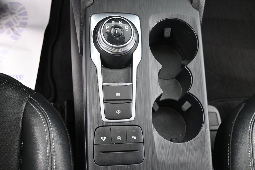 2022 Ford Escape Titanium AWD