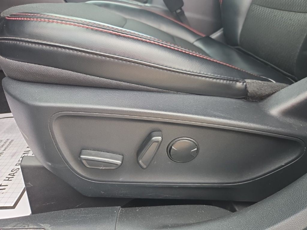 2025 Ford Escape ST-Line Select AWD