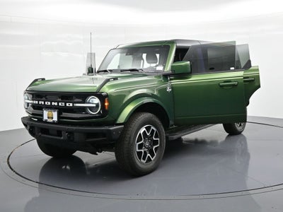 2024 Ford Bronco Outer Banks 4 Door 4x4