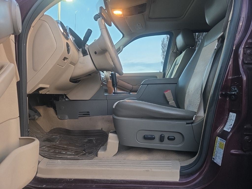 2006 Ford Explorer 4dr 114" WB 4.6L Eddie Bauer 4WD