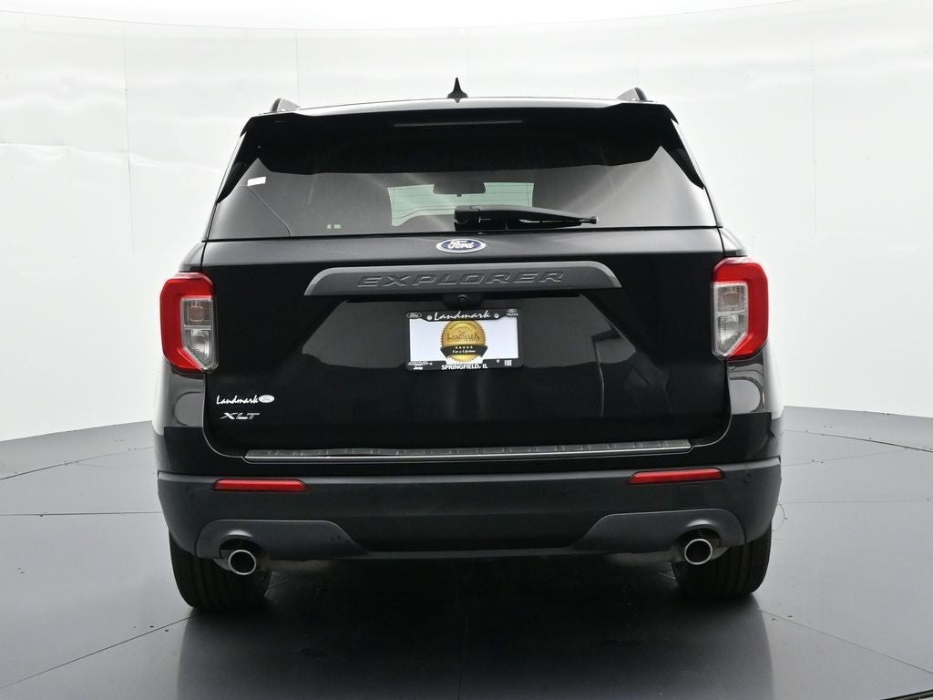 2022 Ford Explorer XLT RWD