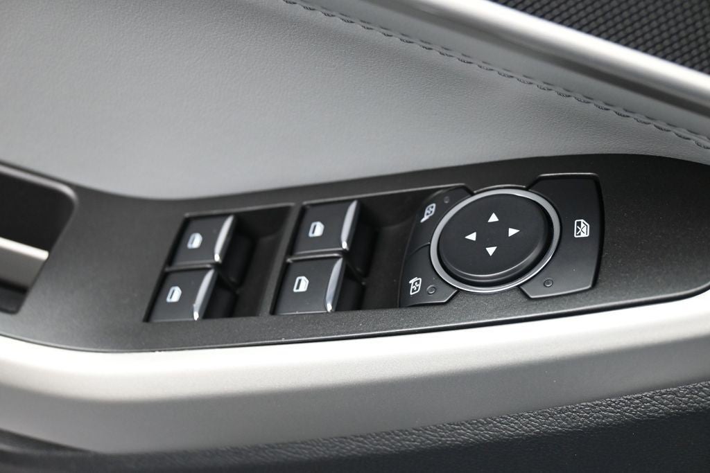 2023 Ford Explorer XLT 4WD