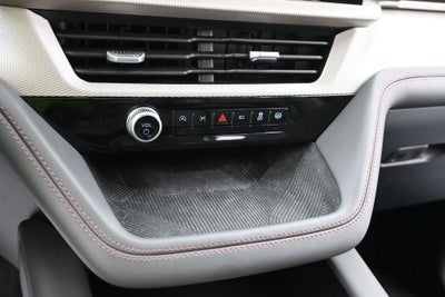 2025 Ford Explorer Active 4WD