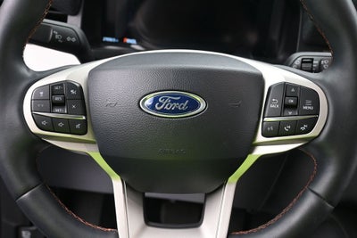 2025 Ford Explorer Active 4WD