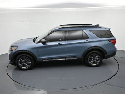 2025 Ford Explorer Active 4WD