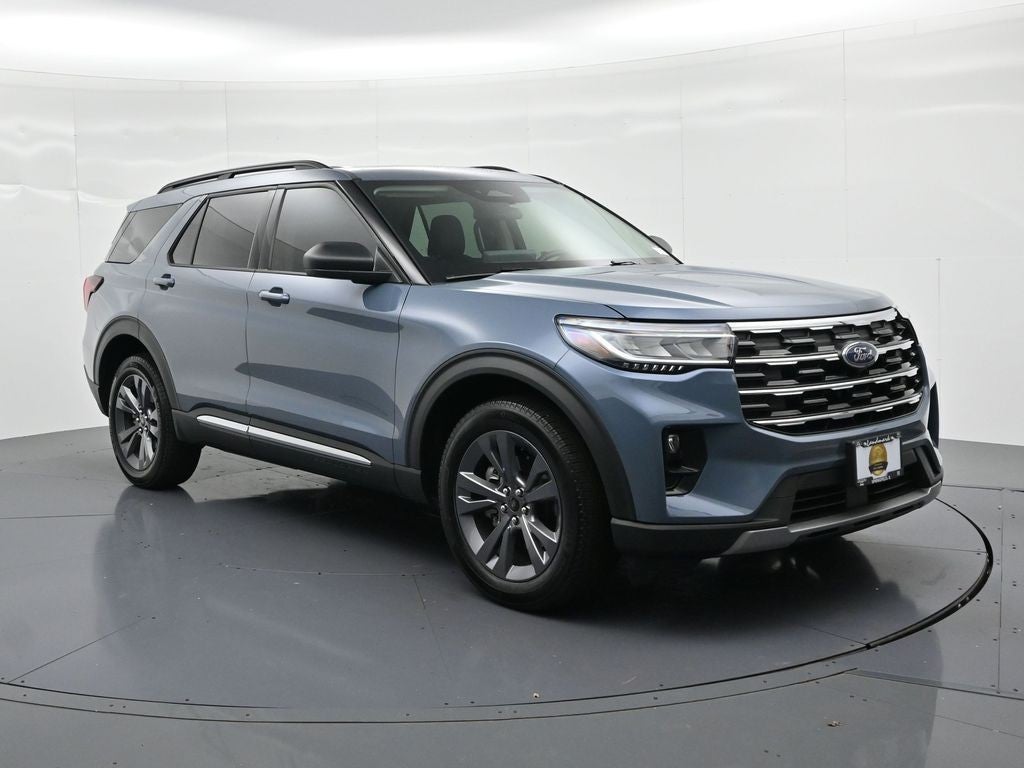 2025 Ford Explorer Active 4WD