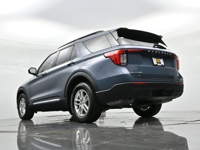 2025 Ford Explorer Active 4WD