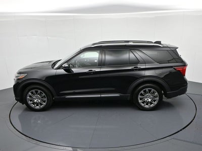2026 Ford Explorer Platinum 4WD