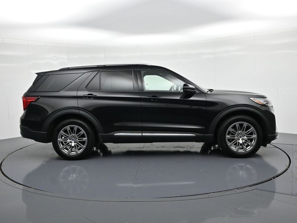 2026 Ford Explorer Platinum 4WD