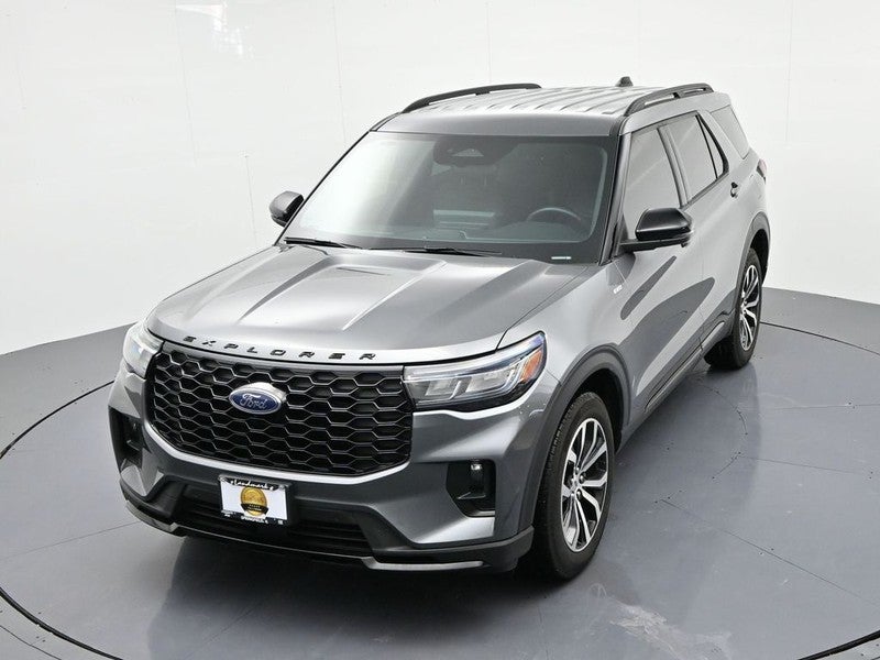 2025 Ford Explorer ST-Line 4WD